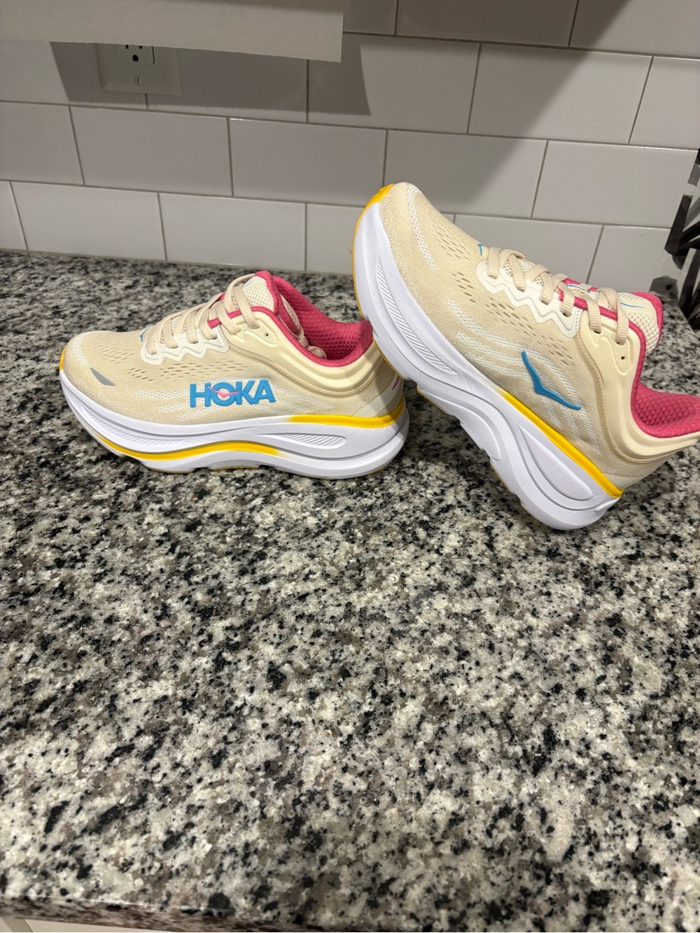 Hoka Bondi 9 Cream Pink Yellow Blue Women's Sneakers - Picture 10 of 15